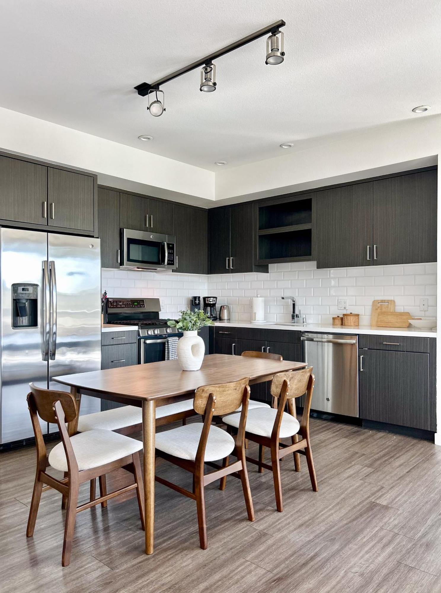 West Hollywood Gem 2-bedroom Los Angeles